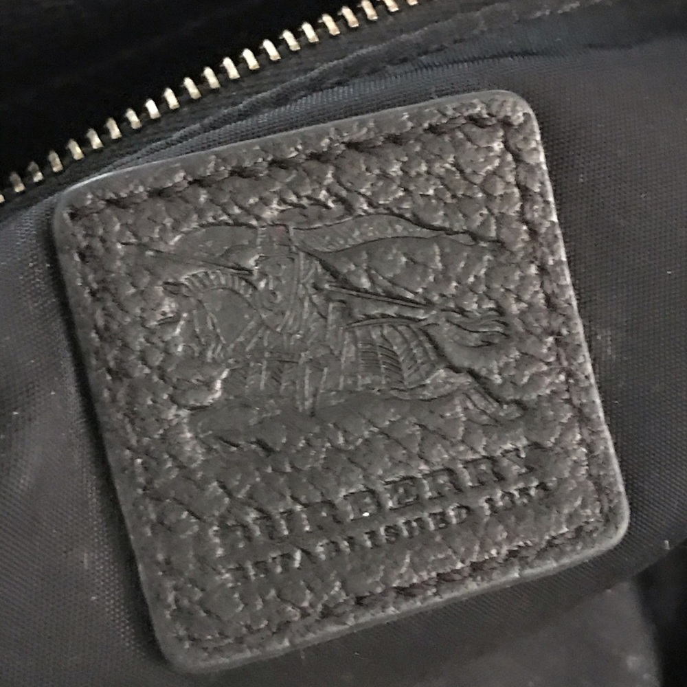 Burberry shoulder Bag - Picture 7 of 9